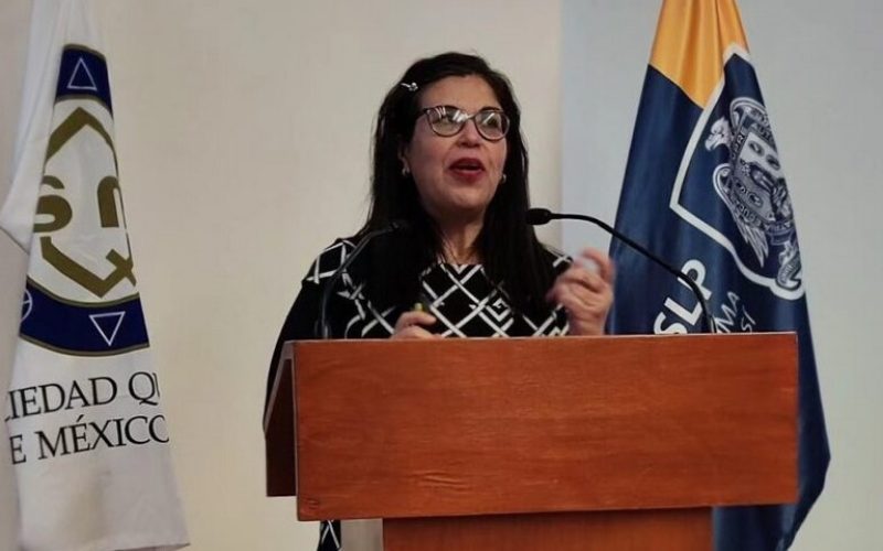 Simposio | Retos Docentes: Emprendimiento y STEM